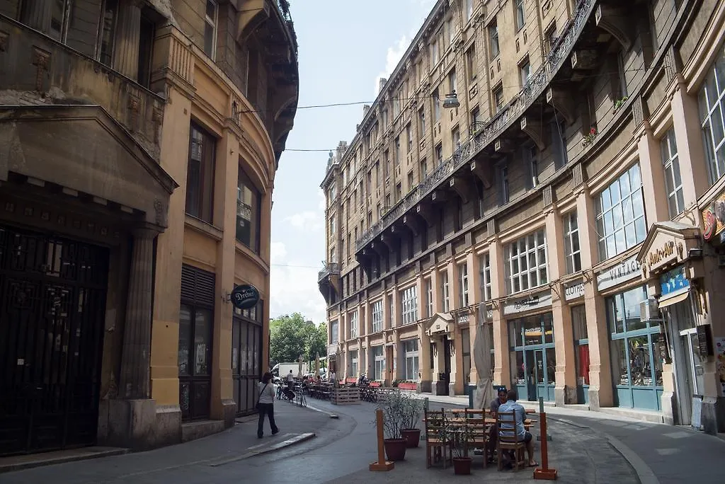 Sofia Apartment Budapest 0*,